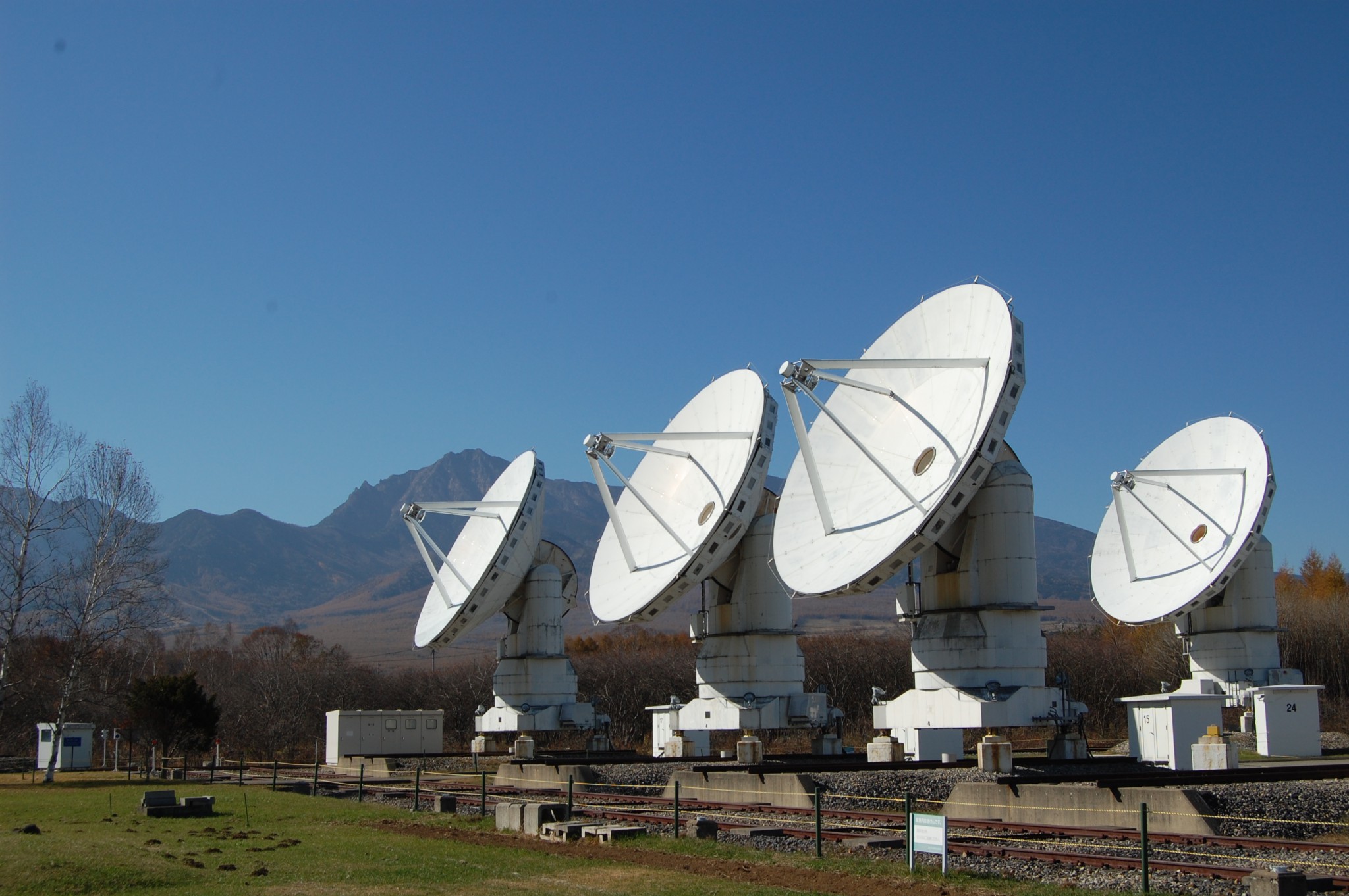 国立天文台 野辺山 小海線ファンサイト